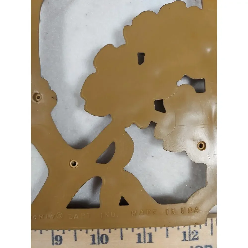 Vintage MCM Dart Ind 2 Seasons Wall Plaques Gold & White Holly Dogwood Made USA